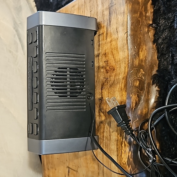 Timex Alarm Clock Radio - Picture 2 of 6